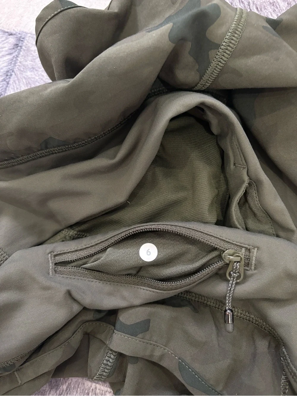Lululemon Athletica Run: mini Speed Short 4-way stretch Camo/Green 🫒 Size 6